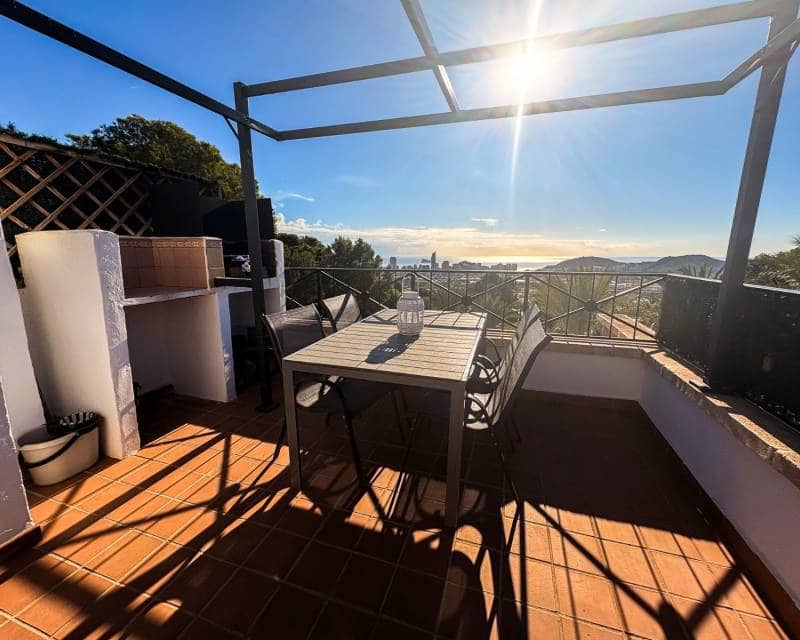 2 Zimmer Reihenhaus zu verkaufen in Finestrat mit Pool - 367.000 € (Ref: 9427879)