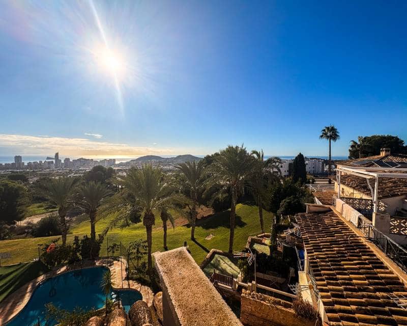 2 Zimmer Reihenhaus zu verkaufen in Finestrat mit Pool - 367.000 € (Ref: 9427879)