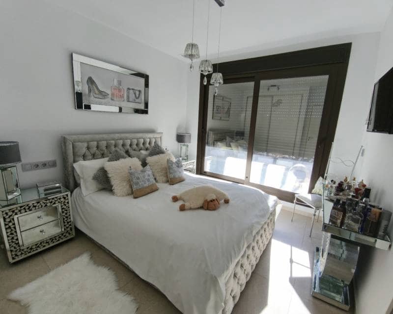 3 bedroom Villa for sale in Vistabella with pool - € 465,000 (Ref: 9427880)