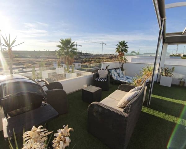 3 bedroom Villa for sale in Vistabella, Orihuela with pool - € 465,000 (Ref: 9427880)