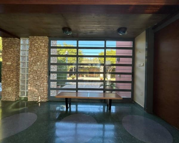 4 bedroom Villa for sale in Dehesa de Campoamor, Orihuela with pool garage - € 1,300,000 (Ref: 9428217)