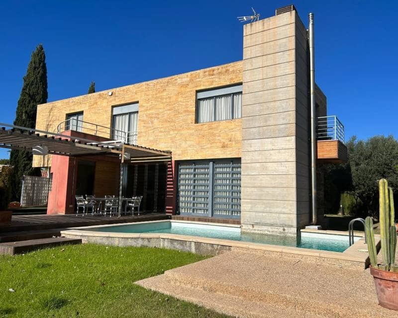 4 bedroom Villa for sale in Dehesa de Campoamor with pool garage - € 1,300,000 (Ref: 9428217)