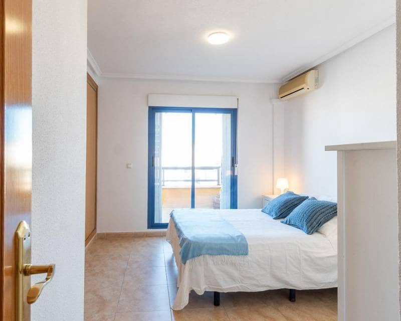 3 slaapkamer Penthouse te koop in Torrevieja - € 195.000 (Ref: 9431914)