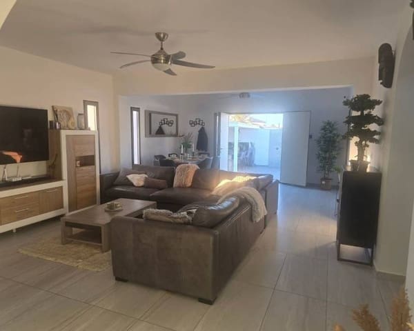 5 bedroom Villa for sale in Ciudad Quesada, Rojales with pool garage - € 498,000 (Ref: 9431915)