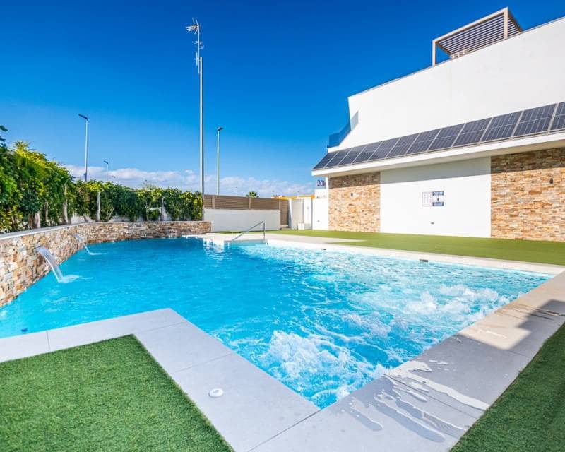 3 camera da letto Casa in vendita in San Pedro del Pinatar con piscina garage - 289.000 € (Rif: 9436340)
