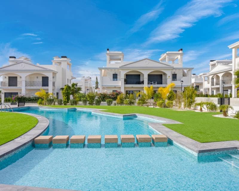 2 Zimmer Apartment zu verkaufen in Ciudad Quesada mit Pool Garage - 389.000 € (Ref: 9449430)