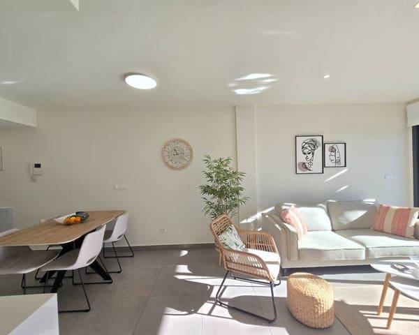 2 soveværelse Penthouse til salg i Villamartin, Orihuela med swimmingpool garage - € 335.000 (Ref: 9449431)