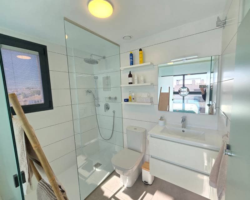 2 soveværelse Penthouse til salg i Villamartin med swimmingpool garage - € 335.000 (Ref: 9449431)