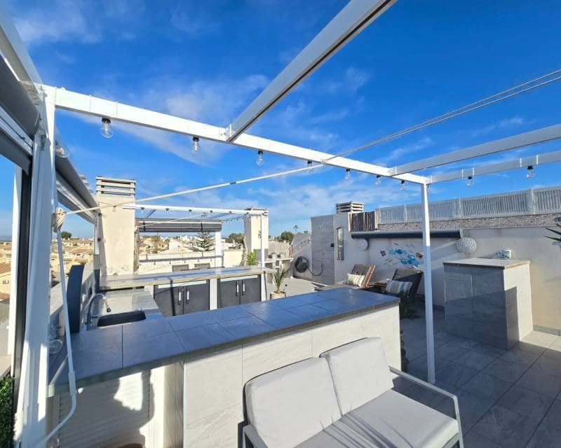 2 soveværelse Penthouse til salg i Villamartin med swimmingpool garage - € 335.000 (Ref: 9449431)