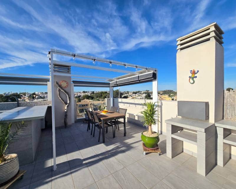 2 soveværelse Penthouse til salg i Villamartin med swimmingpool garage - € 335.000 (Ref: 9449431)