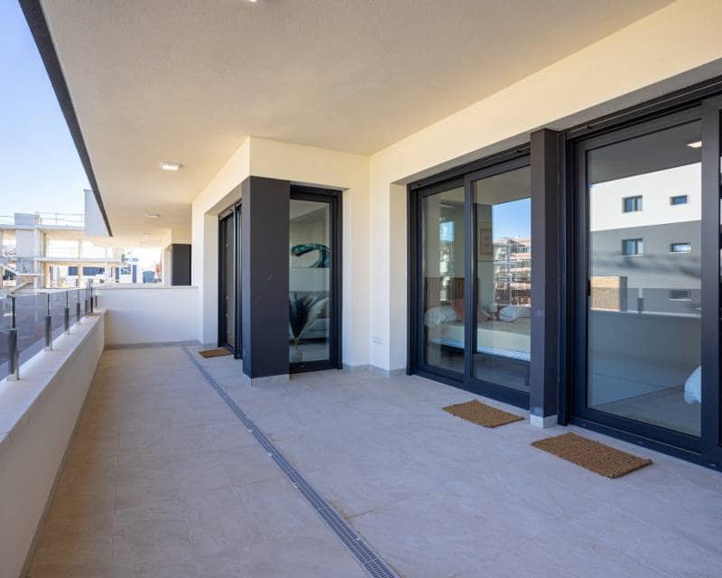 2 bedroom Apartment for sale in Los Altos with pool garage - € 295,000 (Ref: 9449457)