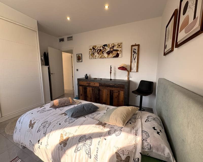 3 slaapkamer Halfvrijstaande villa te koop in San Pedro del Pinatar met zwembad - € 420.000 (Ref: 9450014)