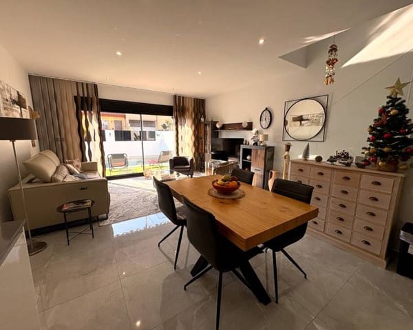 3 soveværelse Semi-Rækkehus til salg i San Pedro del Pinatar ciudad, San Pedro del Pinatar med swimmingpool - € 420.000 (Ref: 9450014)