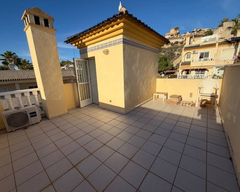 3 quarto Moradia Geminada para venda em La Marquesa com piscina garagem - 257 500 € (Ref: 9450015)