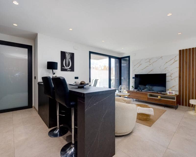 3 slaapkamer Appartement te koop in Torrevieja met garage - € 360.000 (Ref: 9451441)