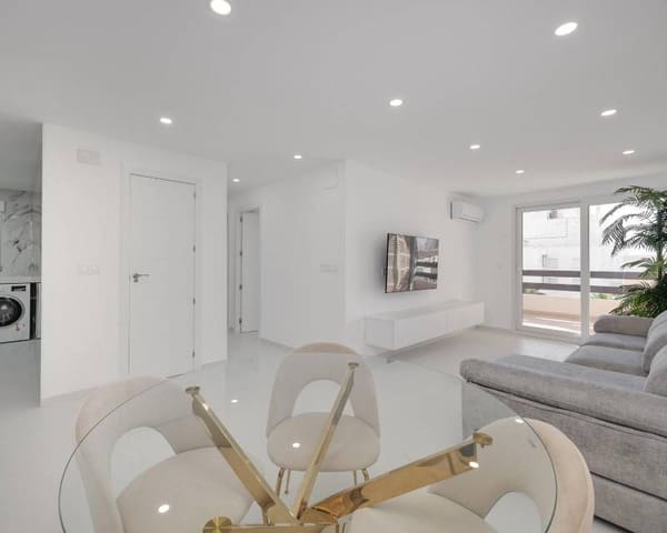 Apartamento Playa de 3 habitaciones en Playa de los Náufragos, Torrevieja en venta - 255.000 € (Ref: 9451442)