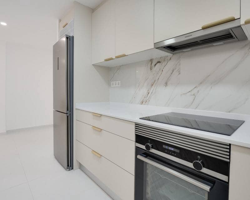 3 camera da letto Appartamento sulla Spiaggia in vendita in Torrevieja - 255.000 € (Rif: 9451442)