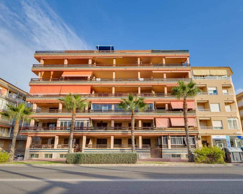 3 camera da letto Appartamento sulla Spiaggia in vendita in Torrevieja - 255.000 € (Rif: 9451442)