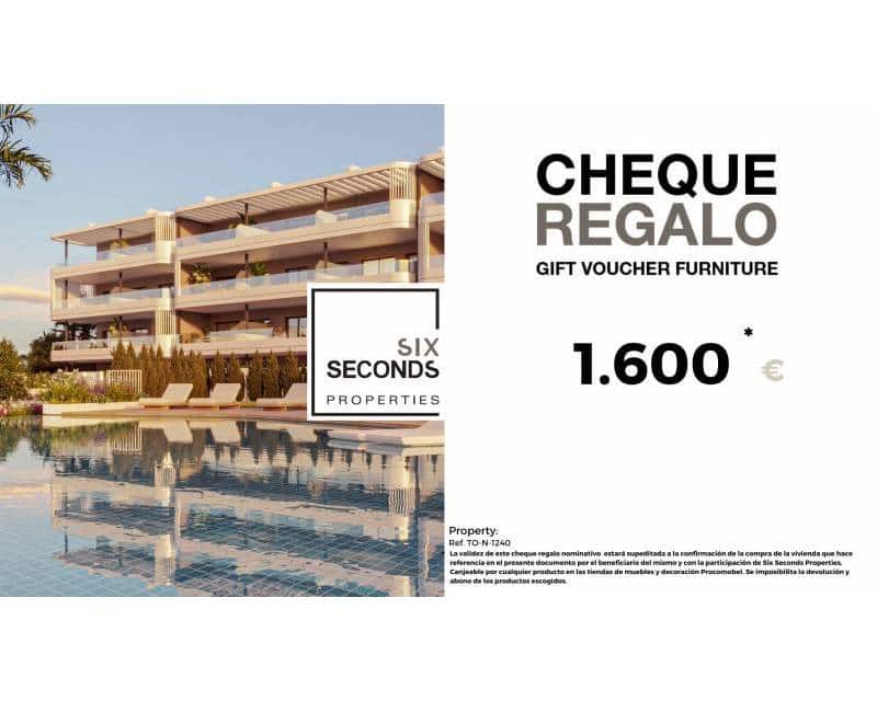 Apartamento de 2 habitaciones en Torrevieja en venta con piscina garaje - 280.000 € (Ref: 9451445)