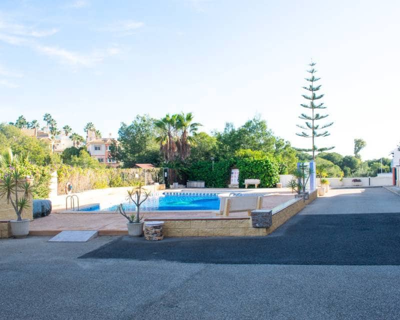 2 slaapkamer Appartement te koop in Orihuela Costa met zwembad - € 174.000 (Ref: 9451541)