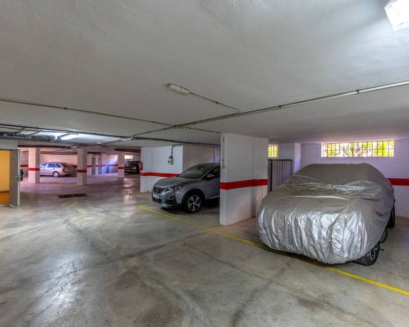 3 sypialnia Penthouse na sprzedaż w Torrevieja z garażem - 349 000 € (Ref: 9453584)