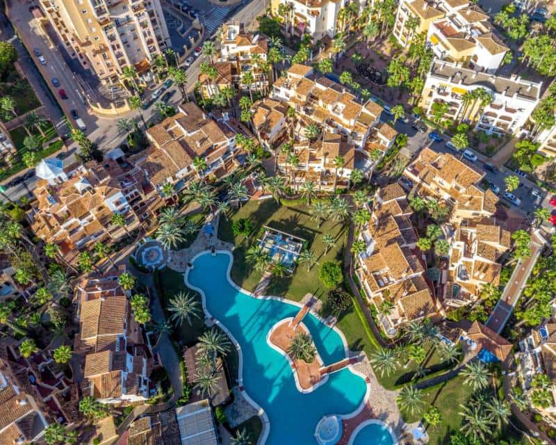 3 sypialnia Penthouse na sprzedaż w Torrevieja z garażem - 349 000 € (Ref: 9453584)