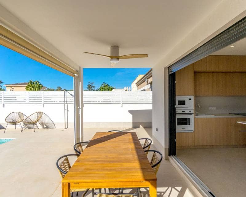 3 bedroom Villa for sale in El Chaparral with pool garage - € 499,000 (Ref: 9453675)