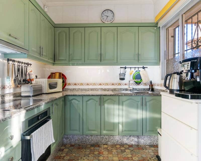 3 makuuhuone Huvila myytävänä paikassa El Chaparral mukana uima-altaan 
autotalli - 335 950 € (Ref: 9453677)