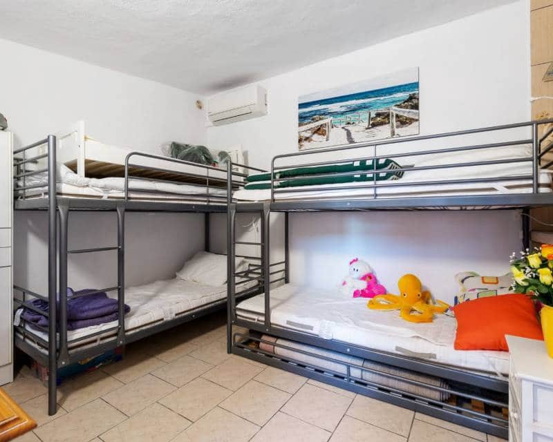 3 makuuhuone Huvila myytävänä paikassa El Chaparral mukana uima-altaan 
autotalli - 335 950 € (Ref: 9453677)