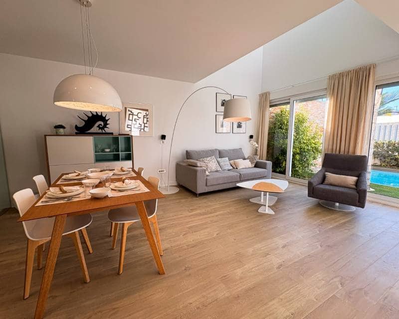 3 chambre Villa/Maison Semi-Mitoyenne à vendre à Ciudad Quesada avec piscine garage - 560 000 € (Ref: 9458415)