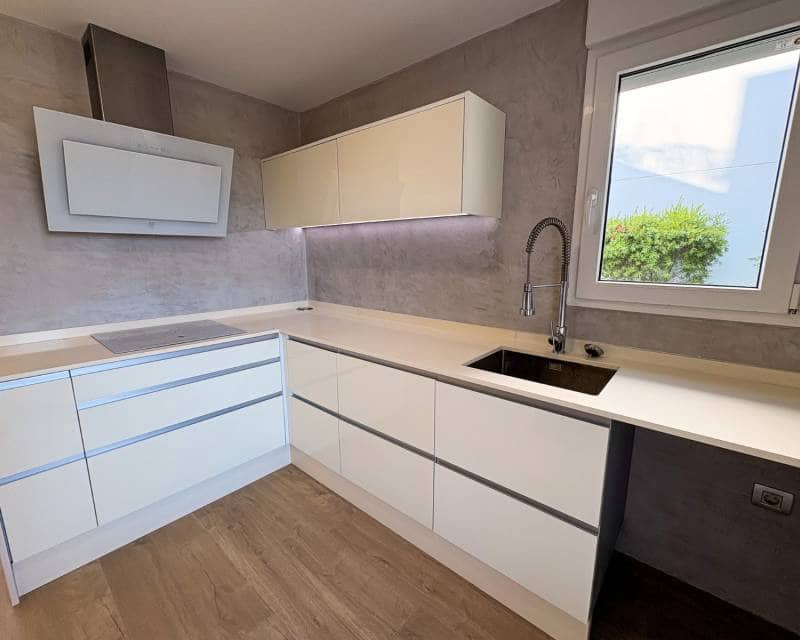 3 chambre Villa/Maison Semi-Mitoyenne à vendre à Ciudad Quesada avec piscine garage - 560 000 € (Ref: 9458415)