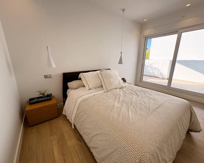 3 chambre Villa/Maison Semi-Mitoyenne à vendre à Ciudad Quesada avec piscine garage - 560 000 € (Ref: 9458415)