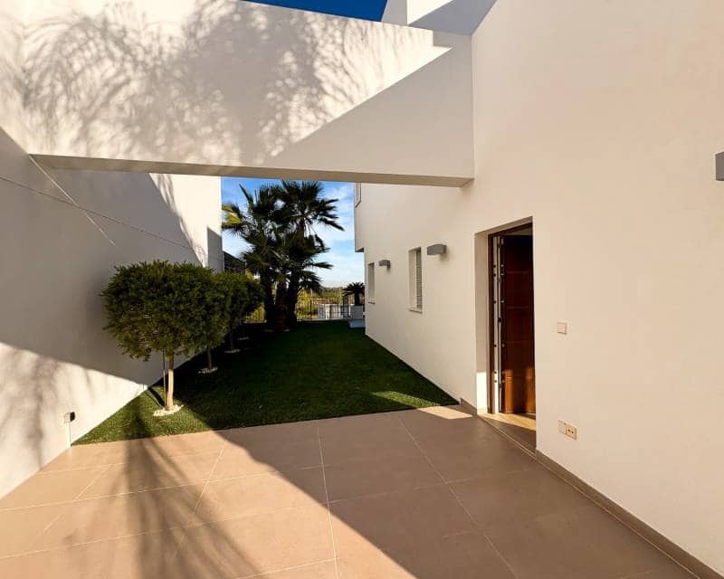 3 chambre Villa/Maison Semi-Mitoyenne à vendre à Ciudad Quesada avec piscine garage - 560 000 € (Ref: 9458415)