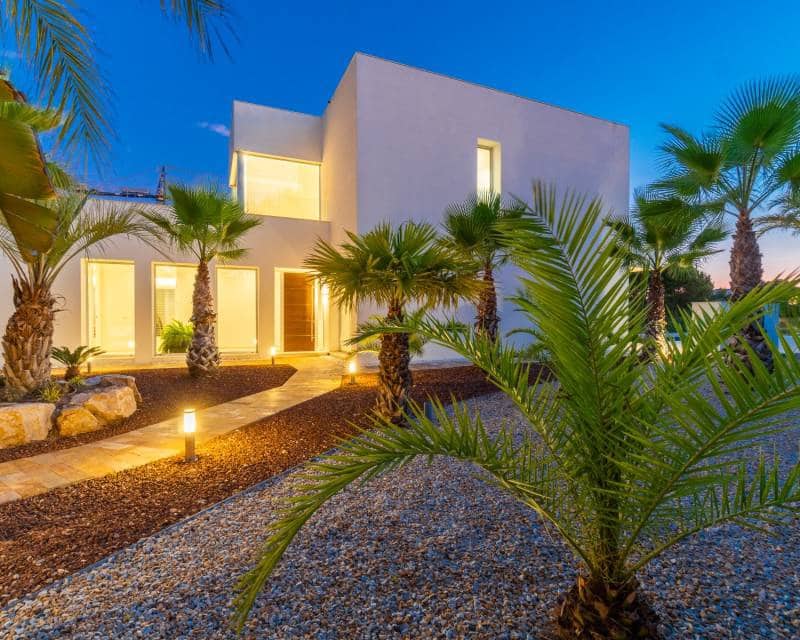 5 soveværelse Villa til salg i Las Colinas Golf med swimmingpool garage - € 2.700.000 (Ref: 9459819)