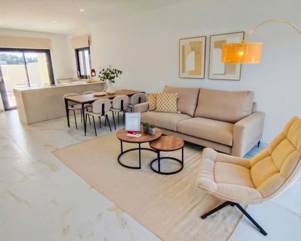 Chalet de 3 habitaciones en Pinar de Campoverde, Pilar de la Horadada en venta con piscina garaje - 422.500 € (Ref: 9466072)