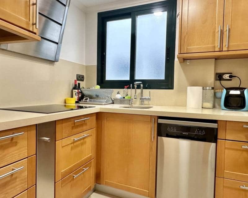 Apartamento de 2 habitaciones en Guardamar del Segura en venta con garaje - 339.000 € (Ref: 9466074)