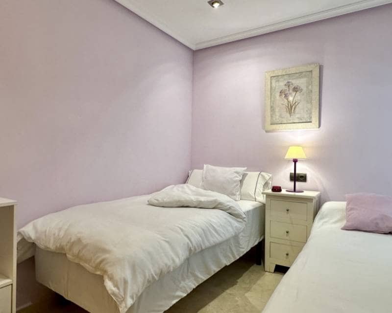 Apartamento de 2 habitaciones en Guardamar del Segura en venta con garaje - 339.000 € (Ref: 9466074)