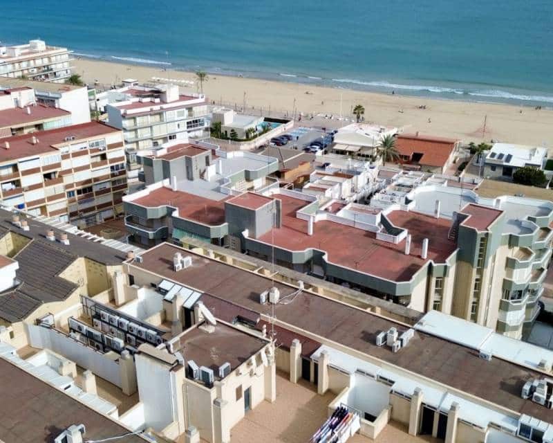 Apartamento de 2 habitaciones en Guardamar del Segura en venta con garaje - 339.000 € (Ref: 9466074)