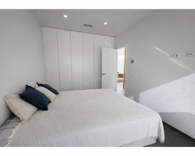 4 bedroom Villa for sale in Las Colinas Golf with pool - € 875,000 (Ref: 9471604)