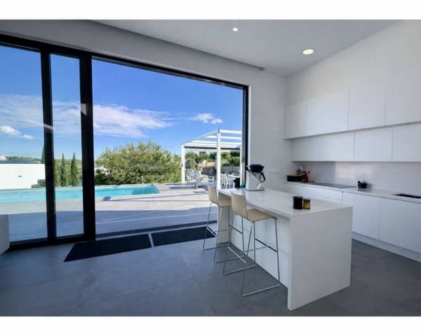 4 bedroom Villa for sale in Las Colinas Golf, Orihuela with pool - € 875,000 (Ref: 9471604)