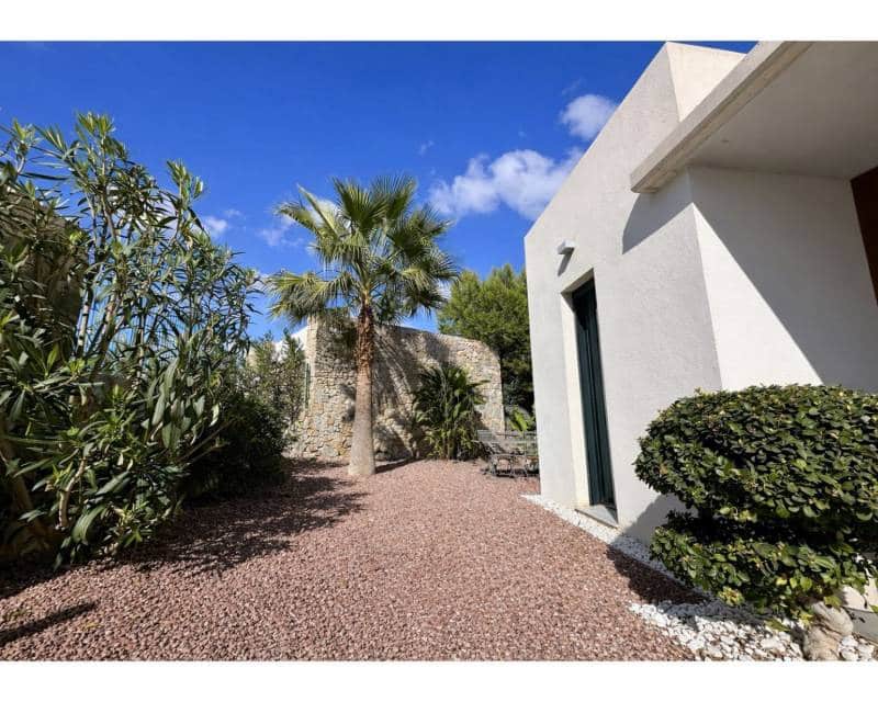 4 bedroom Villa for sale in Las Colinas Golf with pool - € 875,000 (Ref: 9471604)