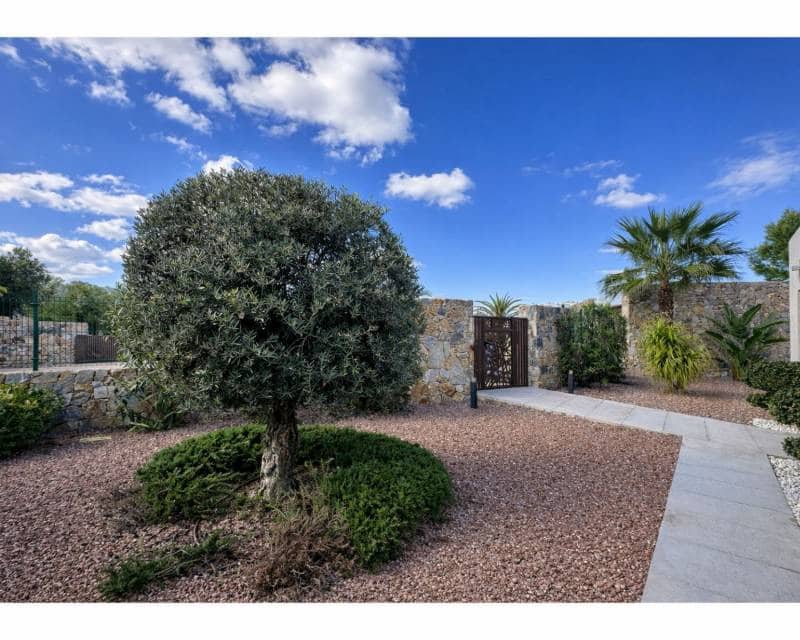 4 bedroom Villa for sale in Las Colinas Golf with pool - € 875,000 (Ref: 9471604)