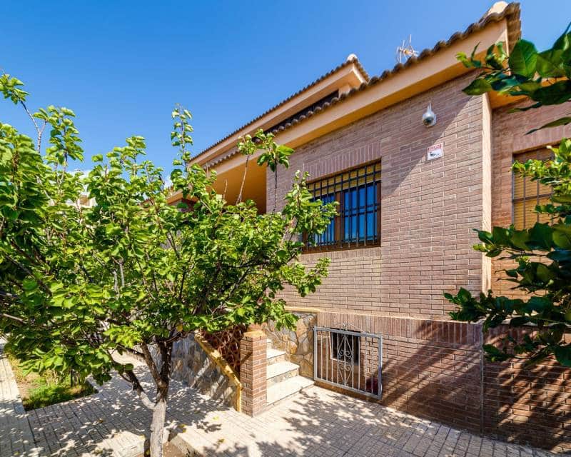 4 soveværelse Villa til salg i La Mata med garage - € 850.000 (Ref: 9473430)