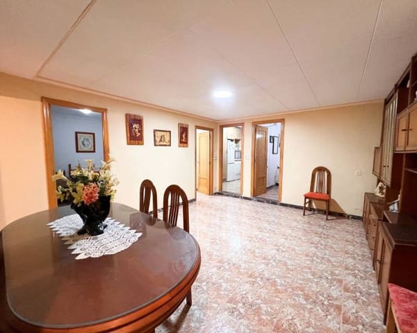 3 slaapkamer Strandappartement te koop in Guardamar Playa, Guardamar del Segura - € 245.000 (Ref: 9481640)