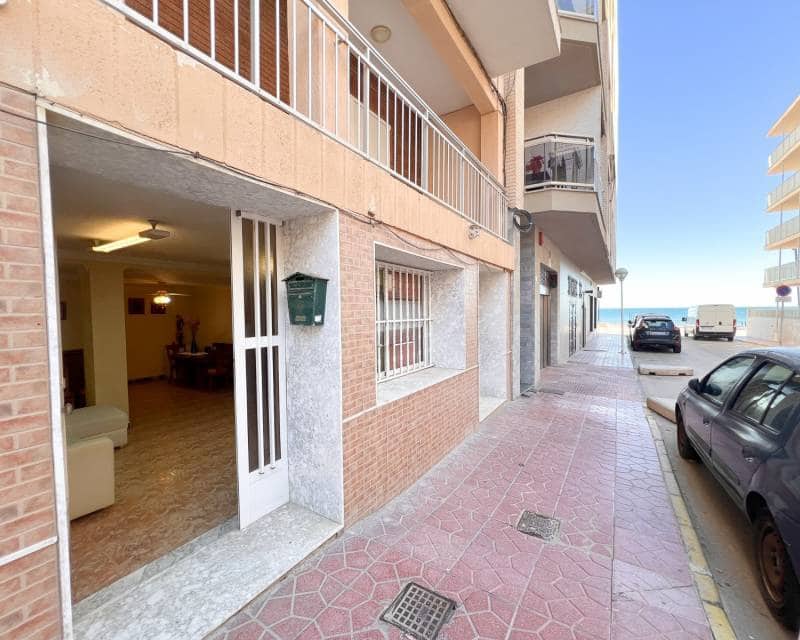3 bedroom Beach Apartment for sale in Guardamar del Segura - € 245,000 (Ref: 9481640)