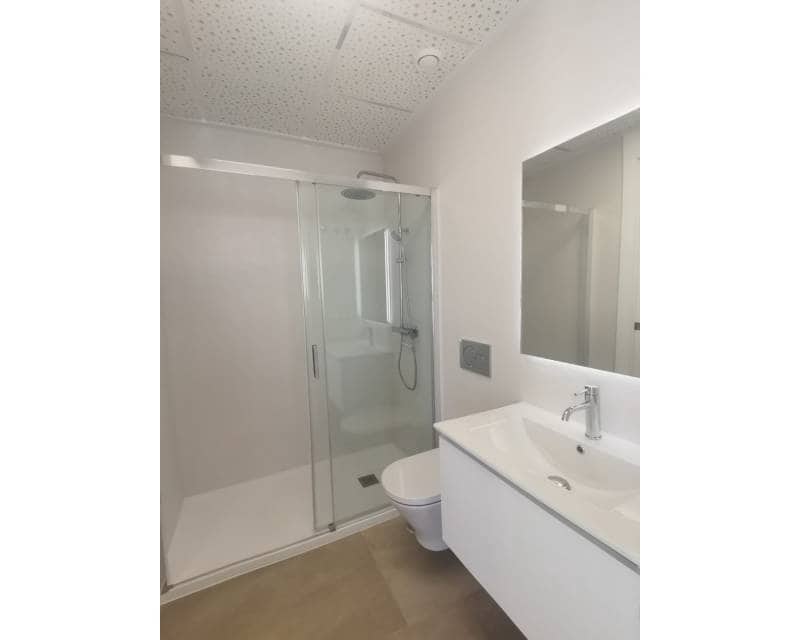 1 makuuhuone Kattohuoneisto myytävänä paikassa Torrevieja mukana uima-altaan - 425 000 € (Ref: 9483196)