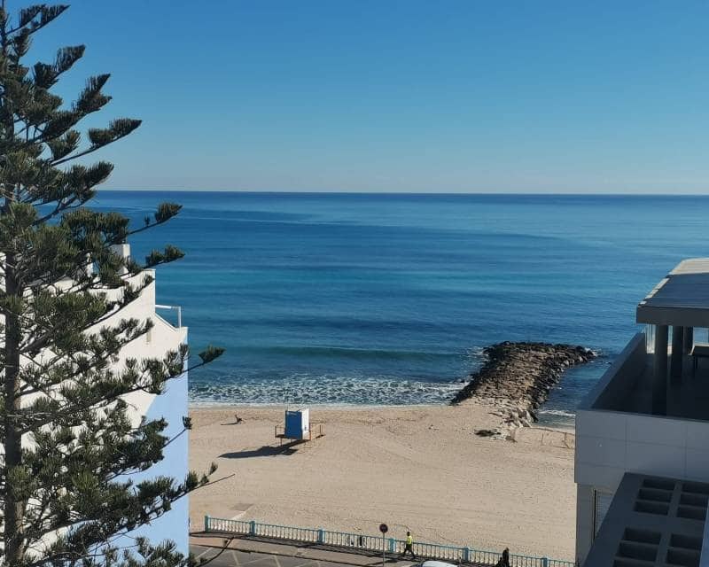 1 makuuhuone Kattohuoneisto myytävänä paikassa Torrevieja mukana uima-altaan - 425 000 € (Ref: 9483196)