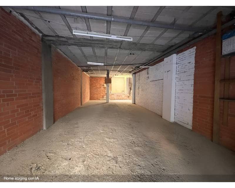 Commercial for sale in Guardamar del Segura - € 190,000 (Ref: 9484084)