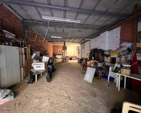 Erhverv til salg i Guardamar Playa, Guardamar del Segura - € 190.000 (Ref: 9484084)