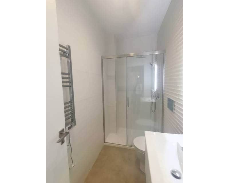 2 slaapkamer Appartement te koop in Torrevieja met zwembad - € 249.000 (Ref: 9484086)